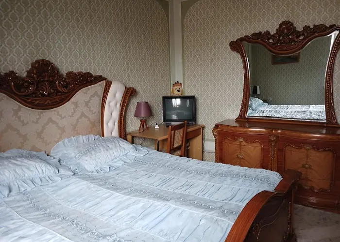 Norik\'S Guest House